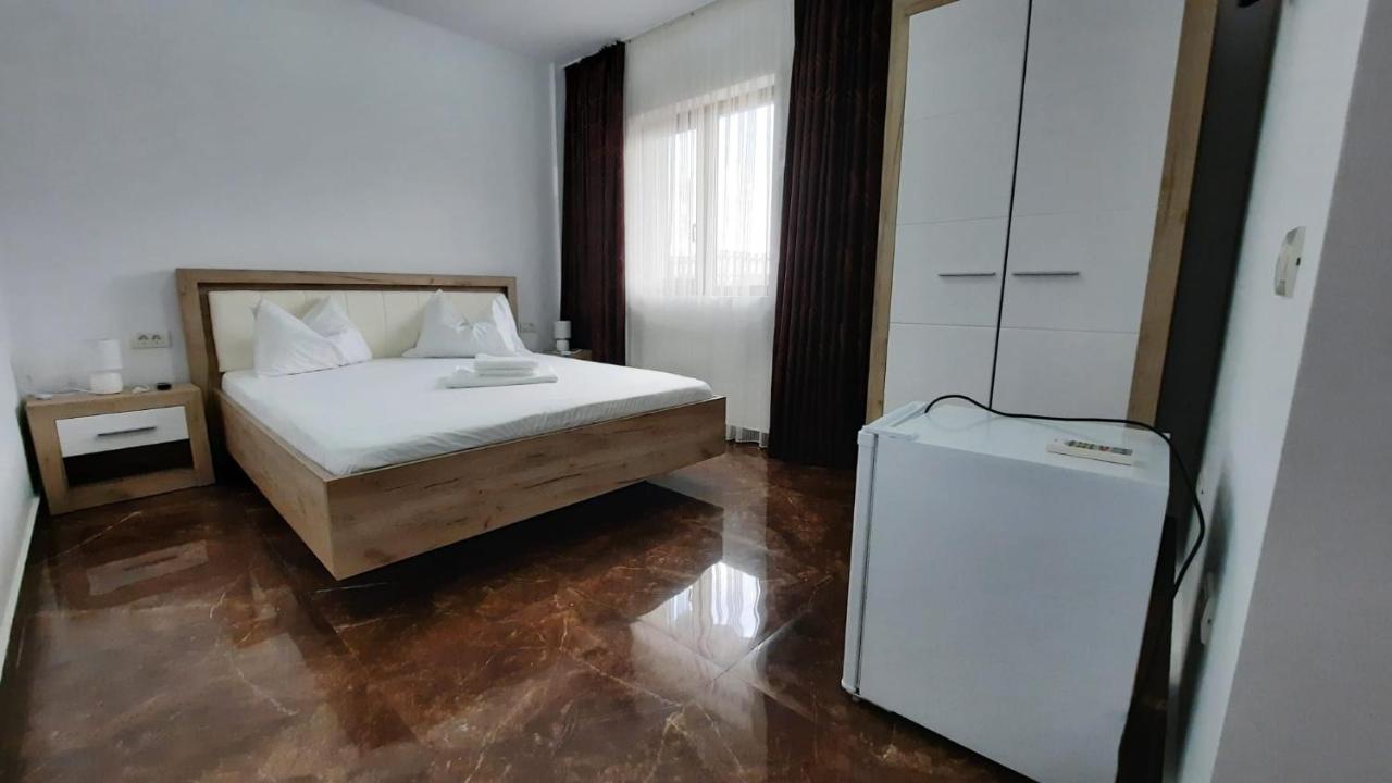 Pensiunea Maria Hotel Tuzla Exterior photo